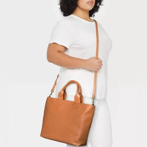 Universal Thread Handbags - Universal Thread Paxton Tote